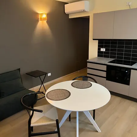 Apartament Menaggino *